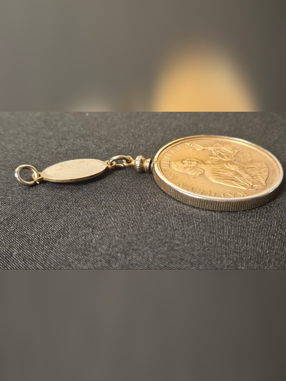 1972 Kathryn Kuhlman Commemorative Coin Keychain Medallion Evangelos Frudakis - Picture 9 of 10